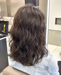 -茶发Salon·烫发染发理发