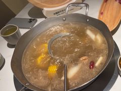 -左庭右院鲜牛肉火锅(金山万达店)