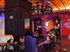 -UK派对KTV(日月广场店)