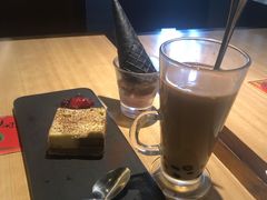 -必胜客(WOW西丽店)