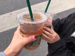 -星巴克(杭州临平银泰城B1店)