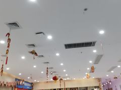 -美吉姆国际儿童发展中心(红谷滩绿地缤纷城中心)