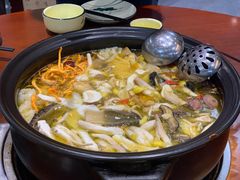 -菌之家·专业纯野生菌火锅·特色炒菌