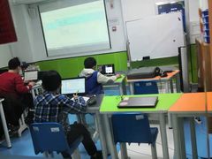 -童程童美少儿编程乐高机器人(幸福里校区)