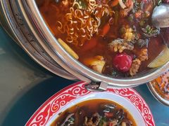 -牟记江湖重庆地标特色菜鱼蛋海鲜羊蝎子(巴南区黑金冠十多年好店)