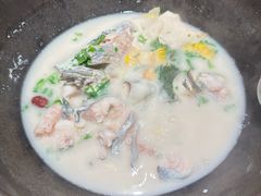 -鲜潭蒸汽石锅鱼(五道口购物中心店)