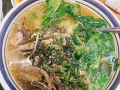 -云阿蛮云南生烫牛肉米线(奉贤路店)