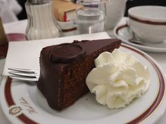 -Cafe Sacher(WIEN)