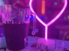 -UP嘻哈酒吧(粉巢店)