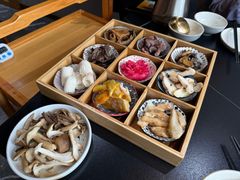 -野菌皇海景野生菌火锅(滨海大道店)