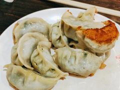 锅贴饺子-亮亮烧烤(积玉桥总店)