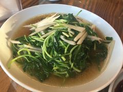 枸杞头炒东笋-双塔老饭店