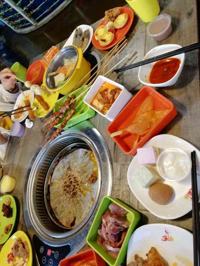 梦幻岛自助餐厅(人民东路店)-"餐厅位于人民东路,店的门头很小,餐厅