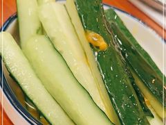 -何妹湿辣牛肉·粤式烧烤砂煲(桂雅路店)