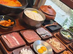 -银米·云南传统过桥米线(双廊黑金冠店)
