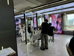 -藤野造型烫发染发