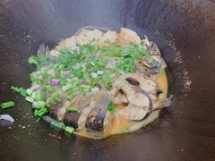 宽粉-老刘生态大鱼坊铁锅炖鱼(赛马场店)