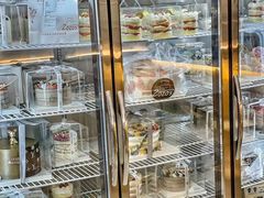 面包甜点陈列柜-ZOZO's昌左左精致甜品设计(新北店)