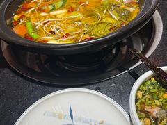 -小饕荟雅安贡椒鱼鲜馆(广福桥店)