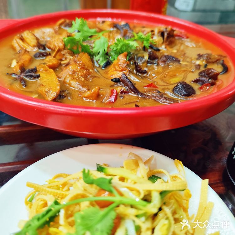 被老东北人的这锅小鸡炖蘑菇香迷糊了