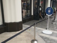 -lululemon(比斯特购物村店)