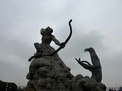 -巴陵广场