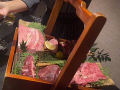 -山川小町·极番烧肉(新地假日广场店)