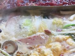 -小天鹅火锅·一线江景洪鼎旗舰店(洪崖洞店)