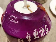 新鲜椰子-西安高新希尔顿酒店·咖啡露台西餐厅
