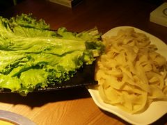 -尚品小土屋涮毛肚(李沧万达店)