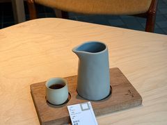 -彳亍咖啡·这里(水湾路店)