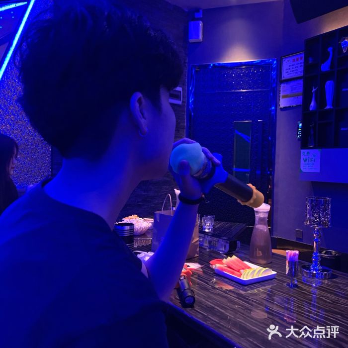 金芒果量贩式ktv图片