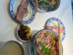 -镇南锅盖面馆(解放路店)