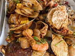 -鑫渔港海鲜本地菜·山海关浑锅(东戴河店)