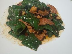 辣椒小炒肉-悦融琥珀·京鲁菜·海味珍品(西单店)