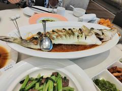 -万龙洲海鲜(大兴绿地缤纷城店)