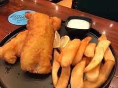 -Hooley's活利仕西餐厅(珠江新城店)
