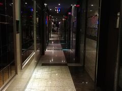 -好乐迪(张扬路八佰伴店)