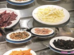 -钱小主·自助回旋烤肉火锅餐厅(东方新天地店)
