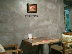 大堂-HIGH FIVE哈福手工汉堡(桂林路店)