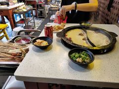 -钢管厂歆瑞源油卤串串香(春熙路太古里店)