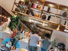 -雍和会海鲜姿造自助(湖东路店)