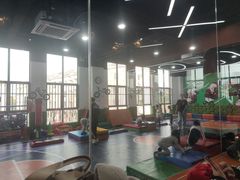 -趣动熊运动发展中心(乐坊校区)