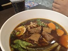 -康师傅私房牛肉面(申虹店)