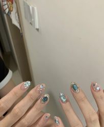 -赢韵美甲美睫瑞士净斑中心