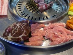 -哈哈碳都·牛肋条无限自助烤肉(台江万达店)