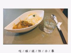 -杨桃院子咖啡吧(中华红墨店)