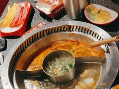 -醉董牛川派鲜肉自选火锅(烟台店)