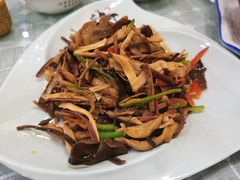 什锦山野菜-小厨子私房菜·云南美食店