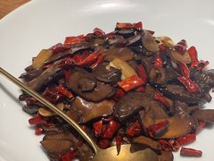 -一坐一忘云南菜(嘉里中心店)